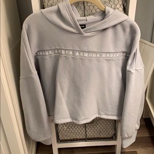Under Armour Cropped Hoodie